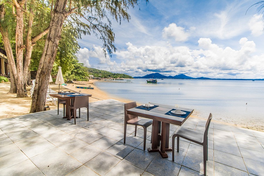 Bar & Restaurant